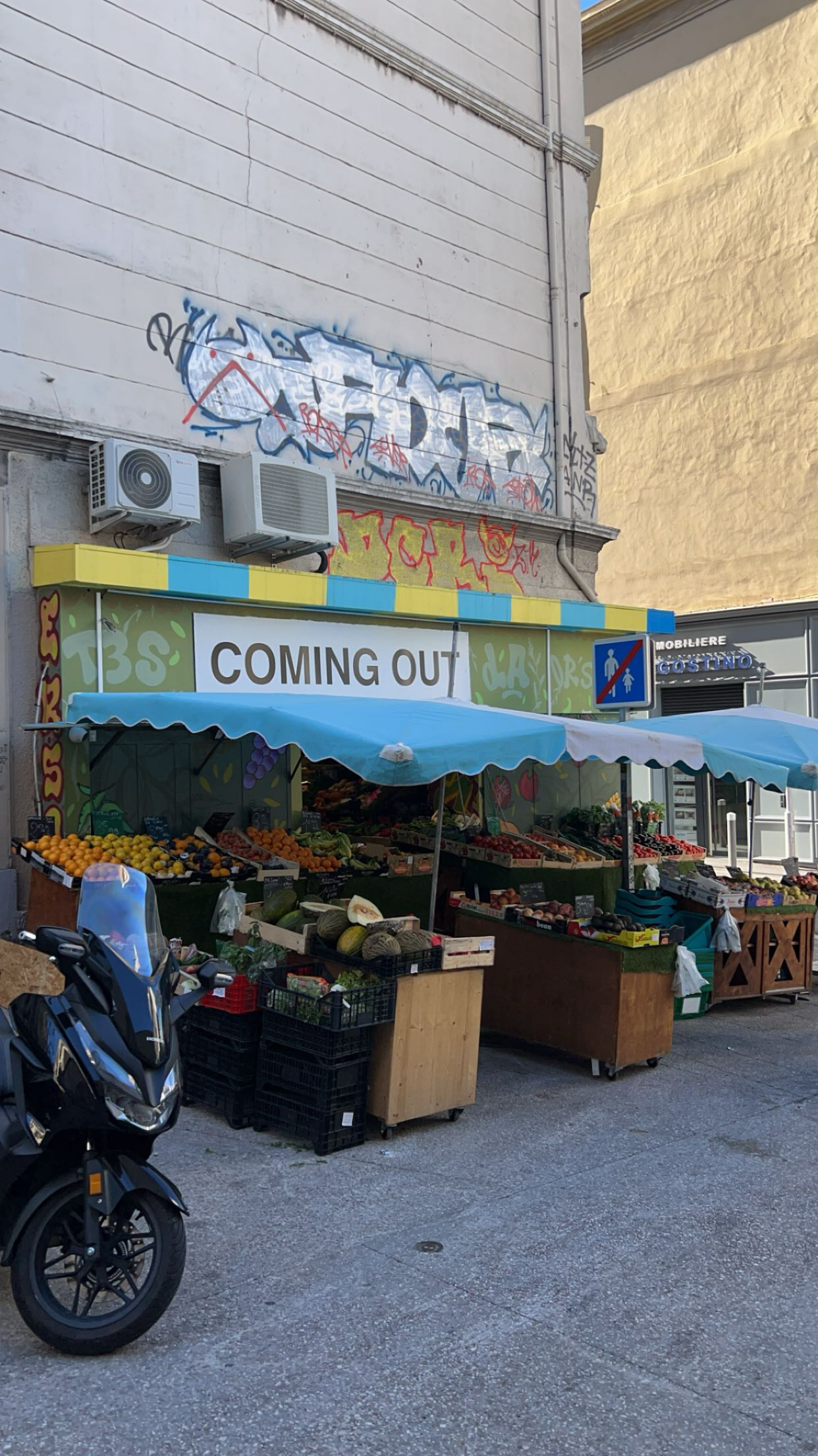 fruitstand.jpg